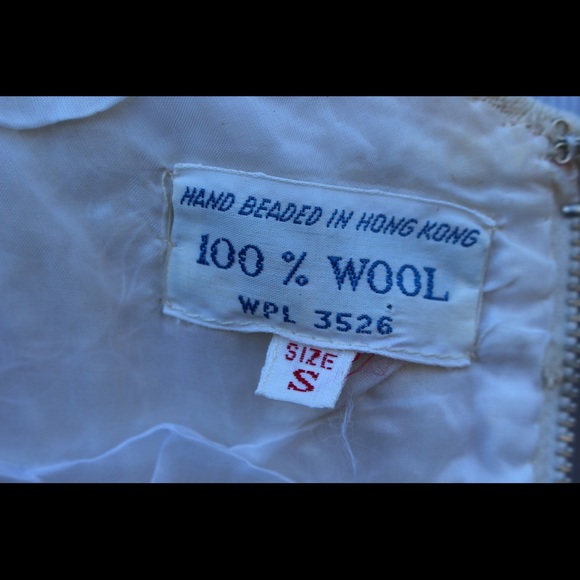 Vintage 50s-60s Ivory Knit Top w/Beading & Sequins - Picture 5 of 5